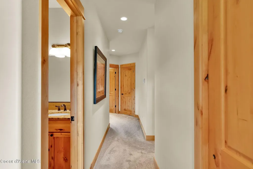 85 Bellflower Court Blanchard ID 83804