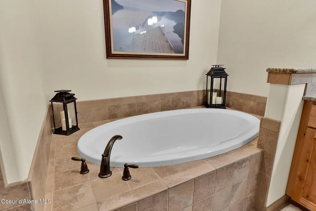 85 Bellflower Court Blanchard ID 83804