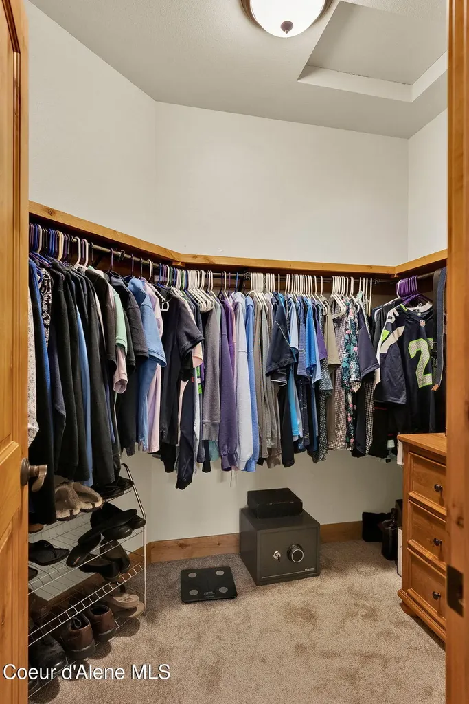 85 Bellflower Court Blanchard ID 83804