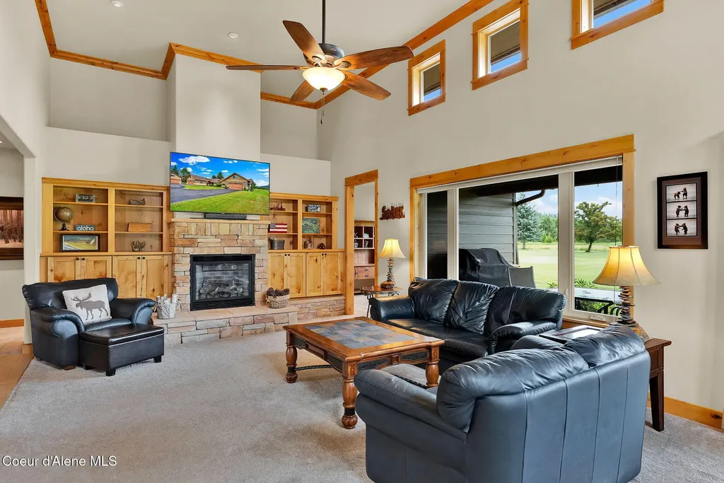 85 Bellflower Court Blanchard ID 83804