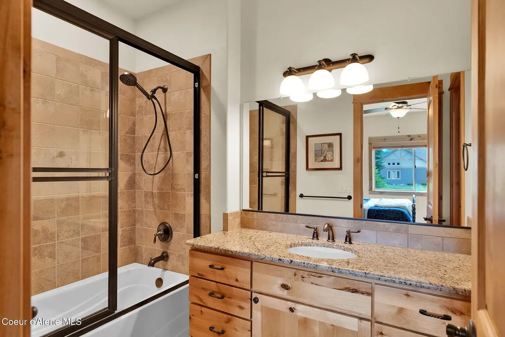 85 Bellflower Court Blanchard ID 83804
