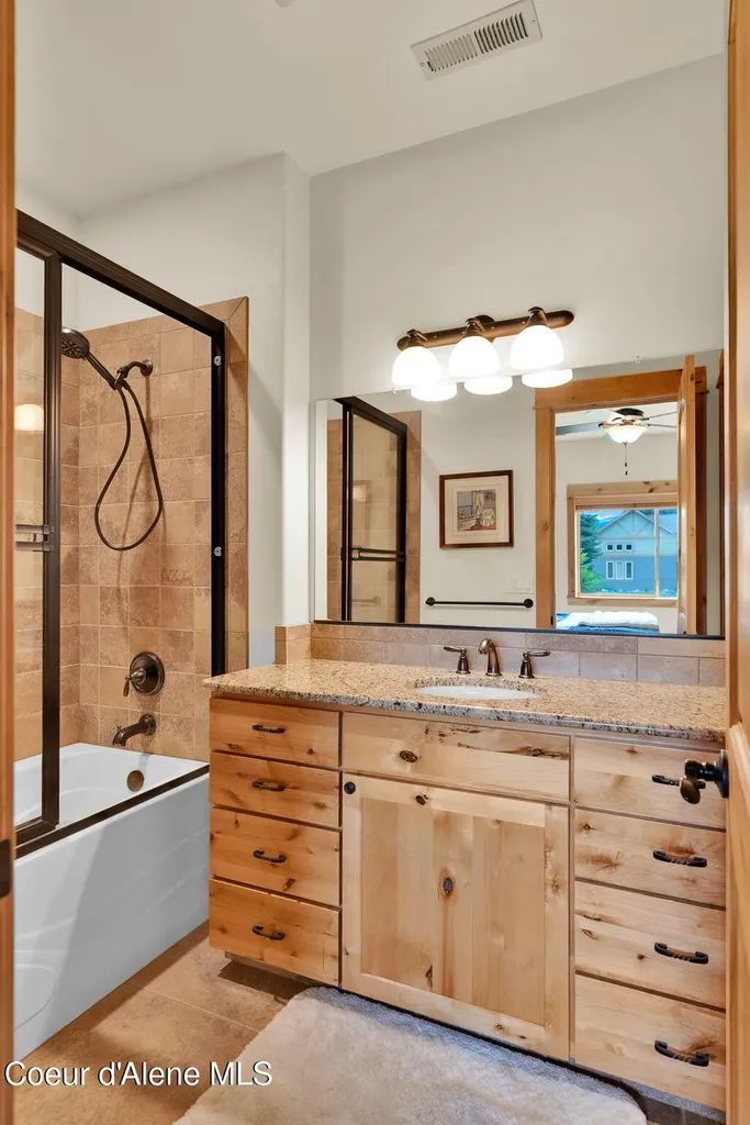85 Bellflower Court Blanchard ID 83804