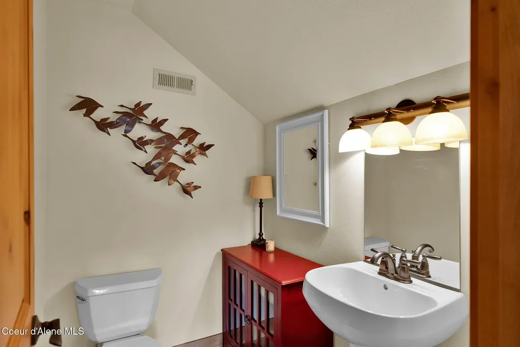 85 Bellflower Court Blanchard ID 83804