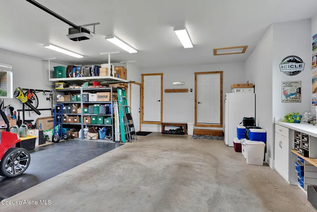 85 Bellflower Court Blanchard ID 83804