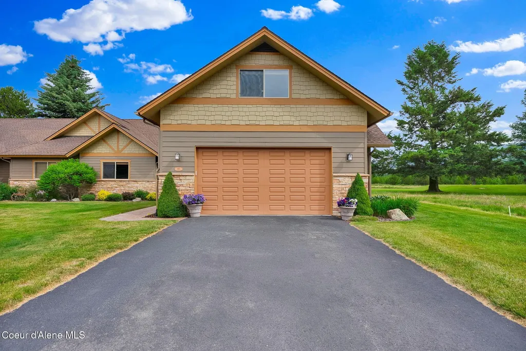 85 Bellflower Court Blanchard ID 83804