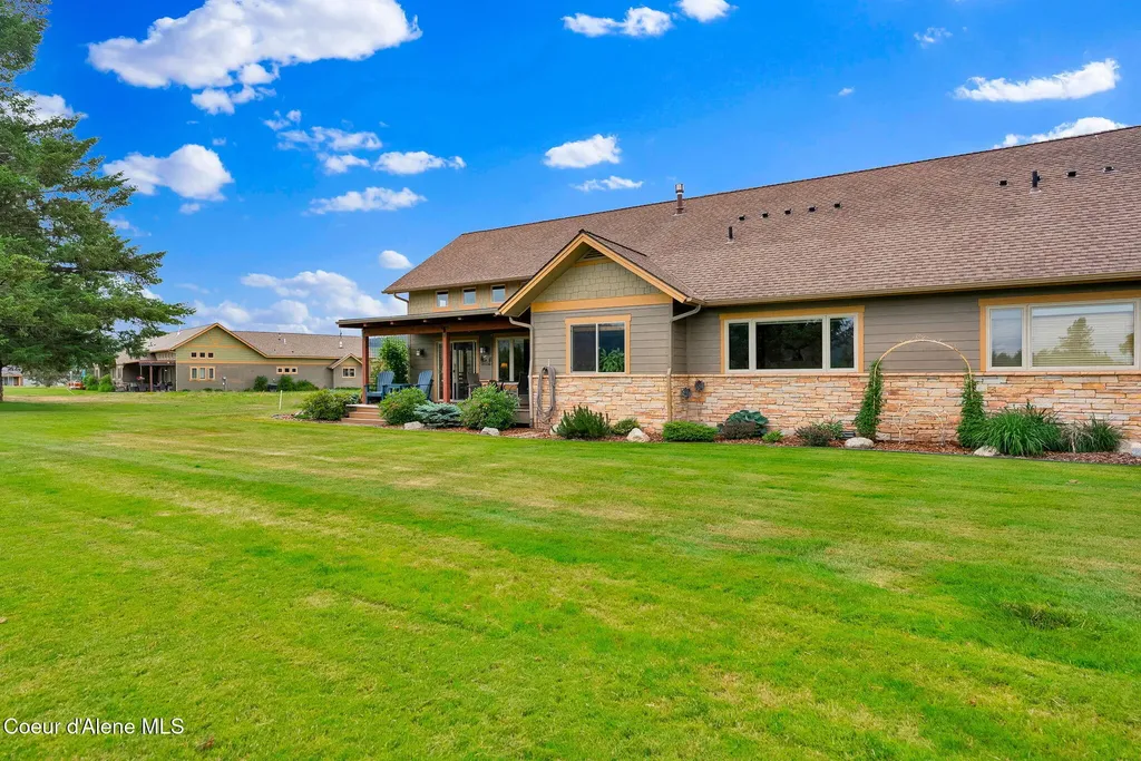 85 Bellflower Court Blanchard ID 83804