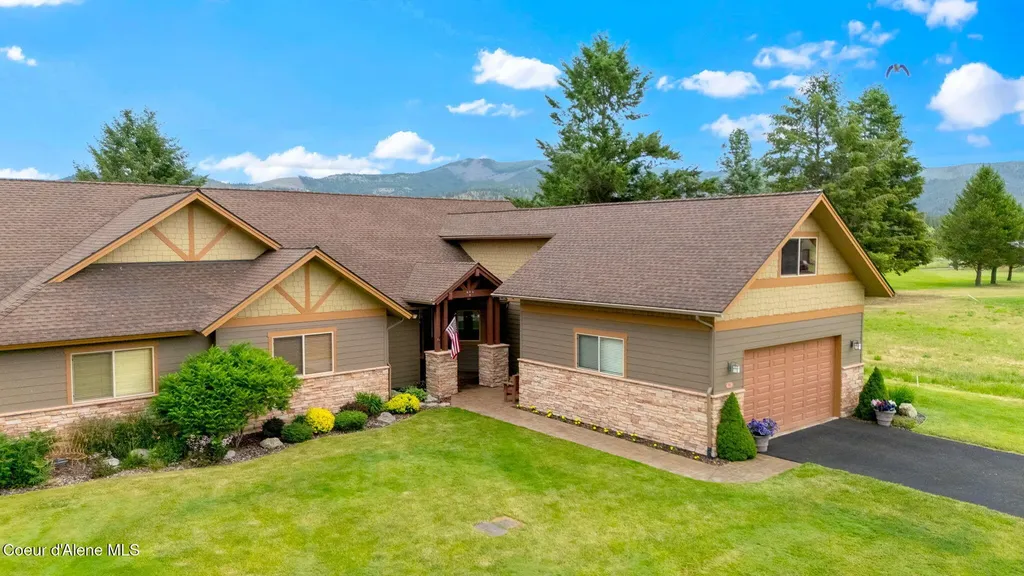 85 Bellflower Court Blanchard ID 83804