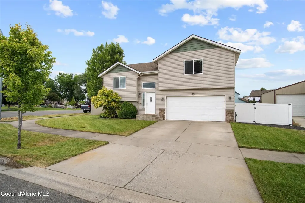 1576 N Firestone Post Falls ID 83854