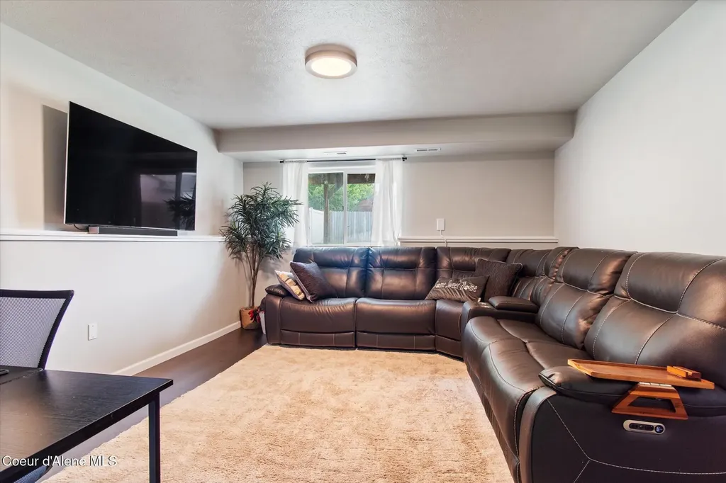 1576 N Firestone Post Falls ID 83854