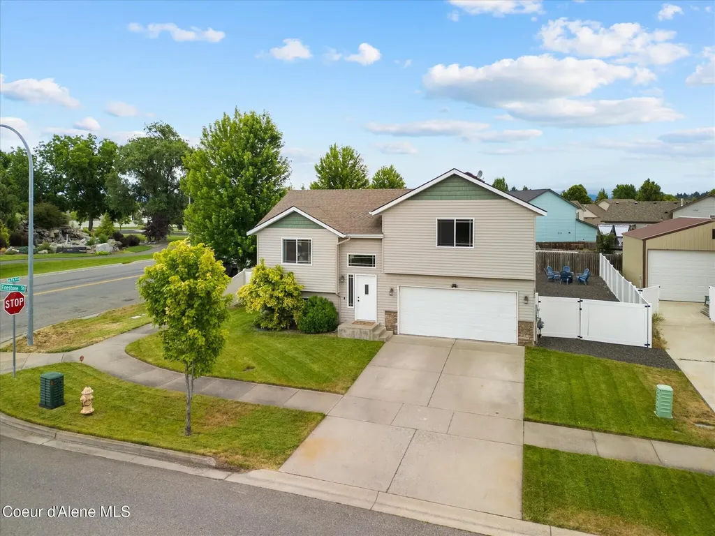 1576 N Firestone Post Falls ID 83854