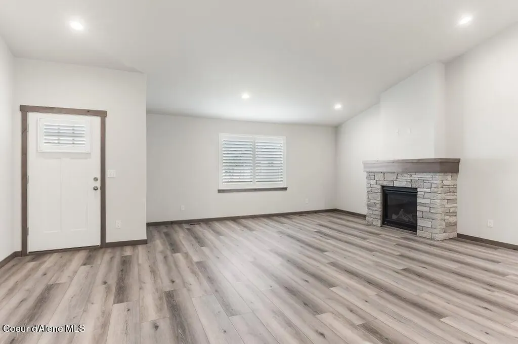 11811 N Railway Avenue Rathdrum ID 83858