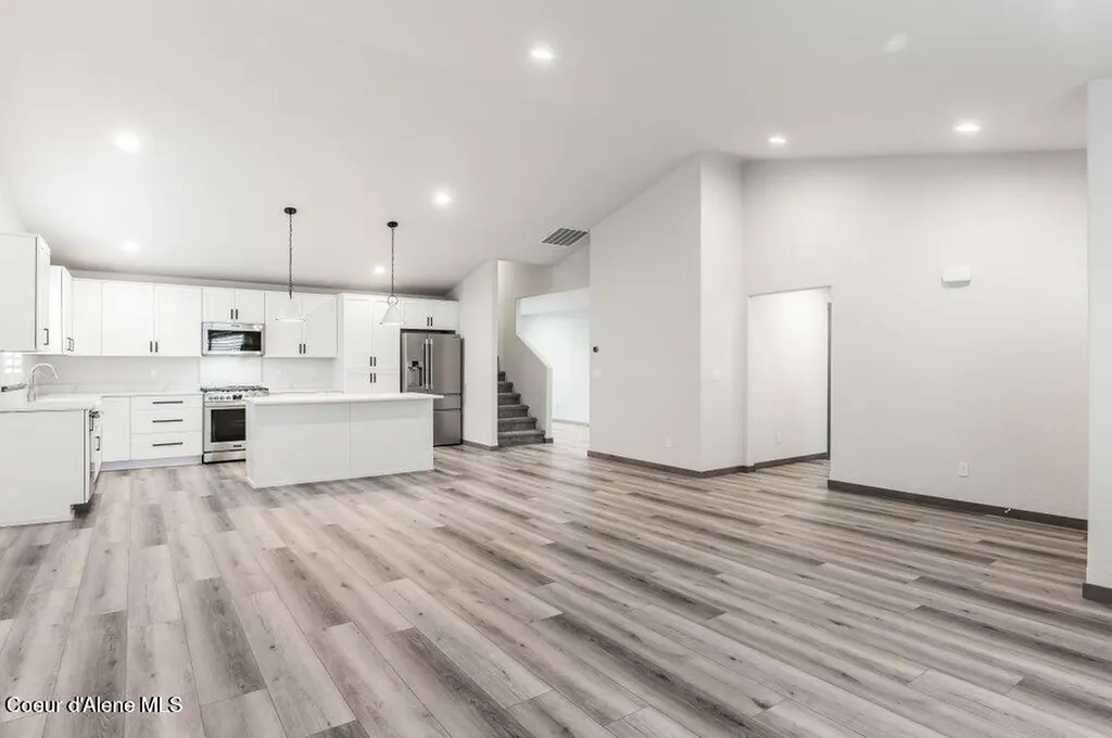 11811 N Railway Avenue Rathdrum ID 83858