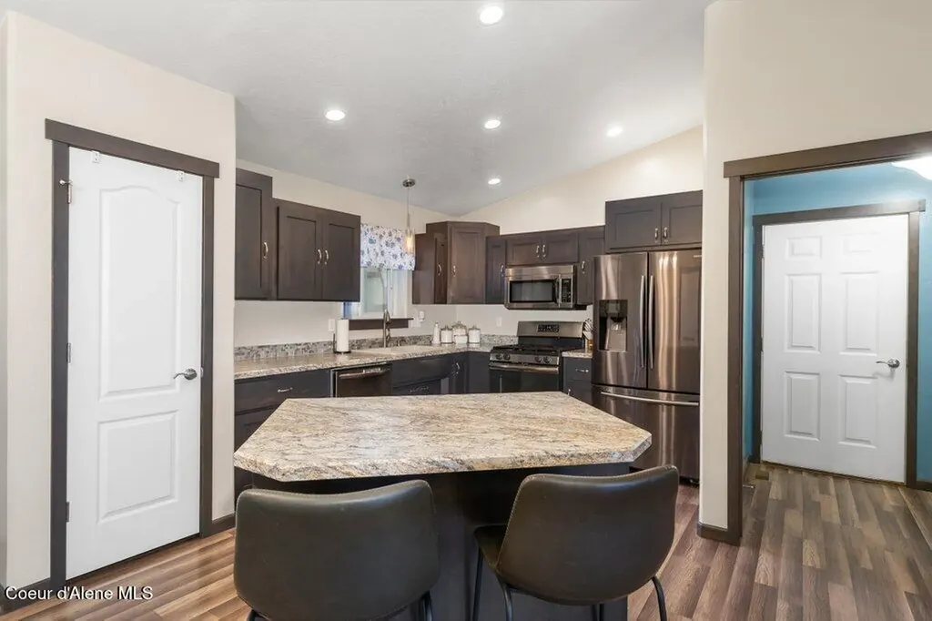 2130 E Decaro Loop Post Falls ID 83854