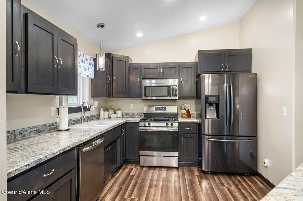 2130 E Decaro Loop Post Falls ID 83854