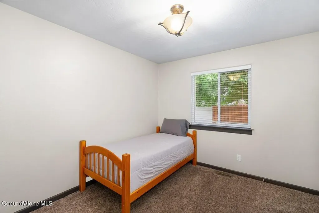 2130 E Decaro Loop Post Falls ID 83854