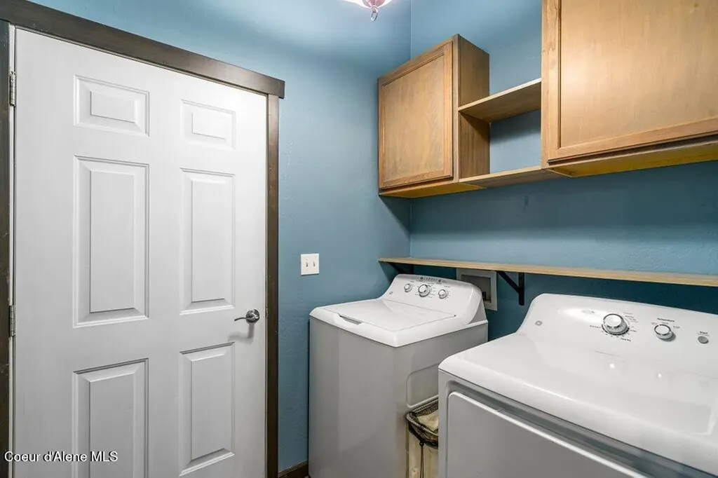 2130 E Decaro Loop Post Falls ID 83854