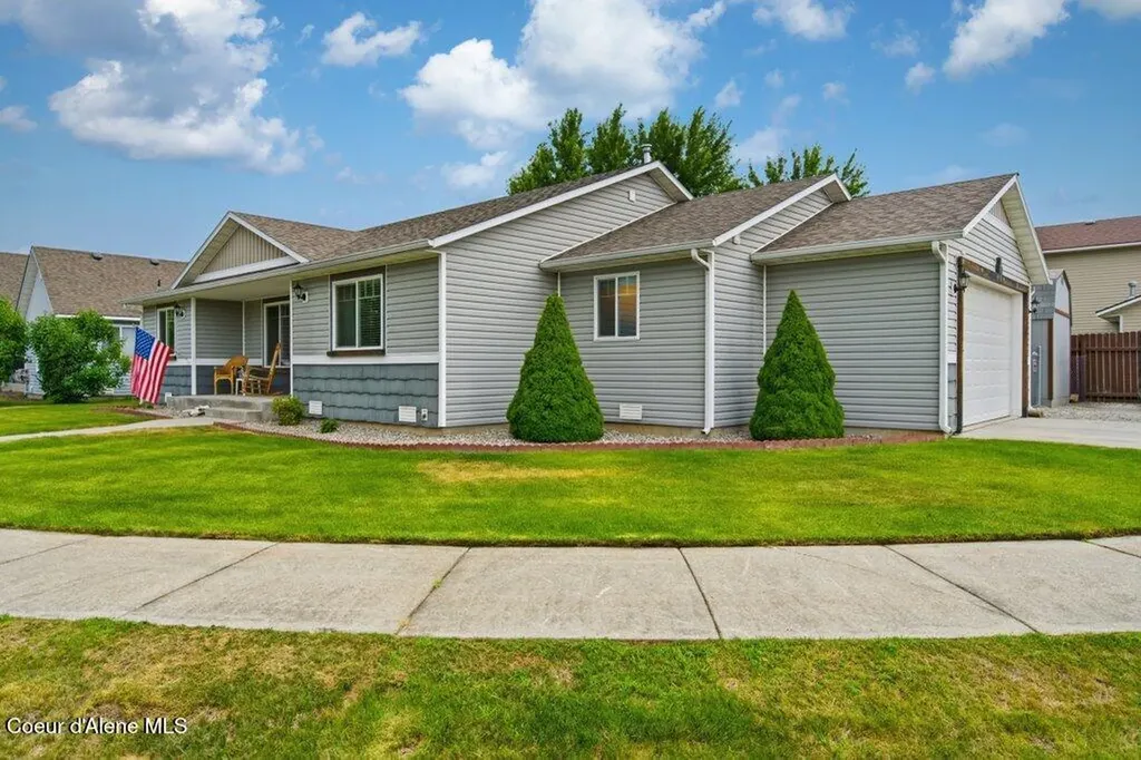 2130 E Decaro Loop Post Falls ID 83854