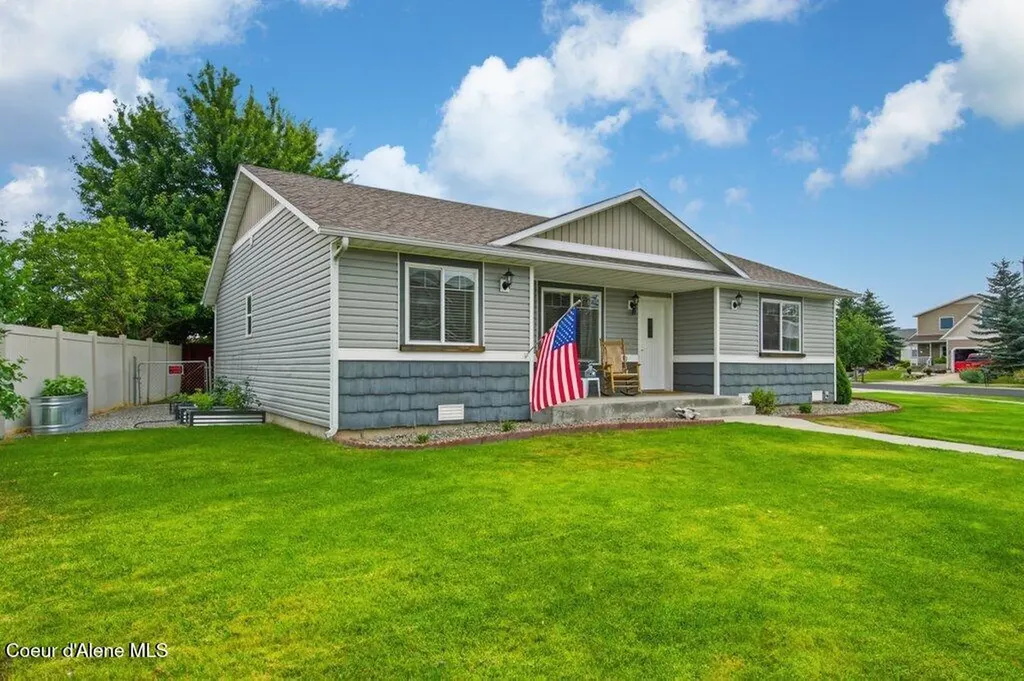2130 E Decaro Loop Post Falls ID 83854