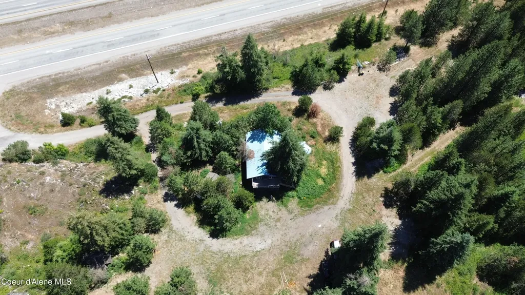 28789 N Highway 95 Athol ID 83801