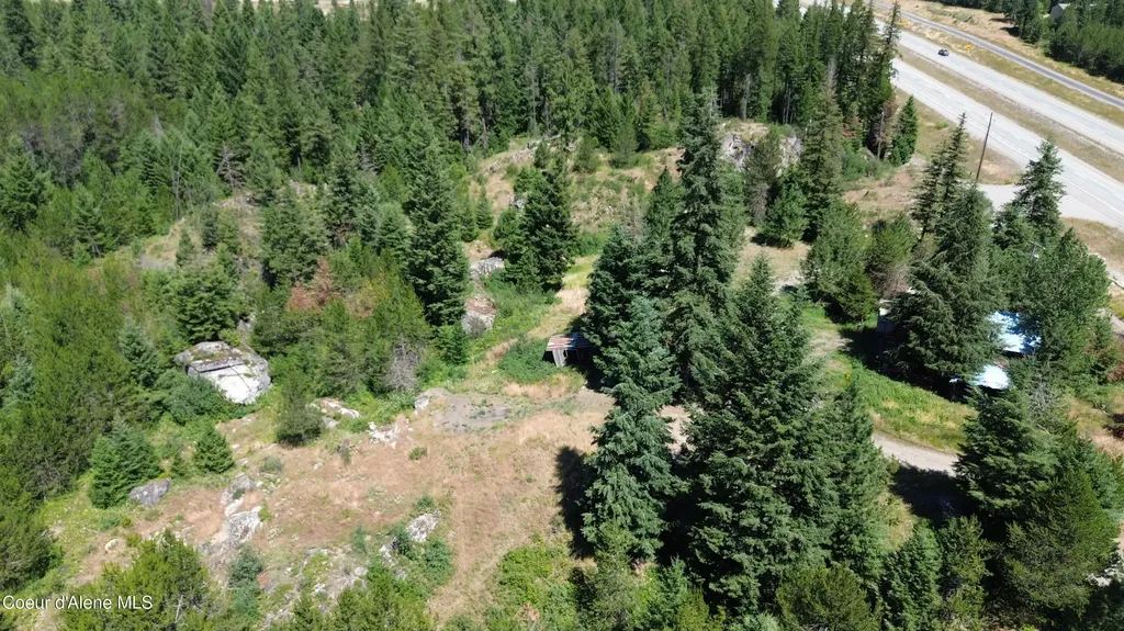 28789 N Highway 95 Athol ID 83801