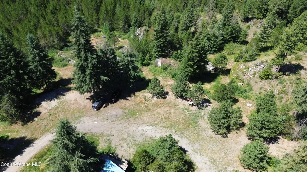 28789 N Highway 95 Athol ID 83801