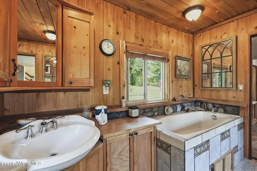 2307 Gold Creek Ridge Road Sandpoint ID 83864