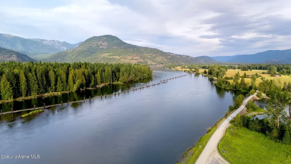 E Cf Delta Shore Clark Fork ID 83811