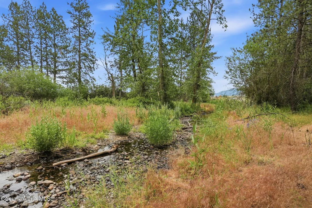 8964 N Hauser Lake Road Hauser ID 83854