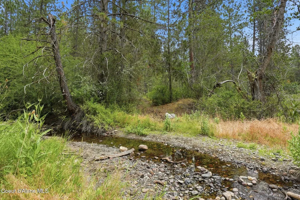 8964 N Hauser Lake Road Hauser ID 83854