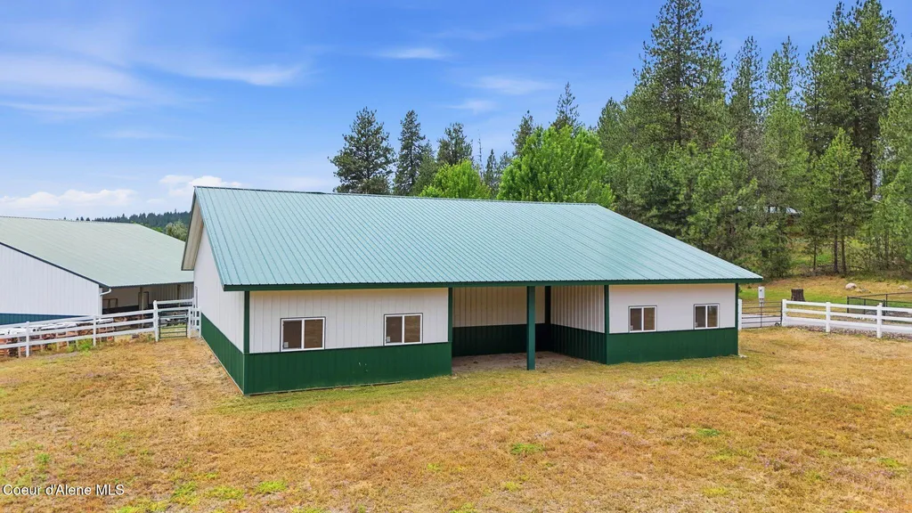 8964 N Hauser Lake Road Hauser ID 83854