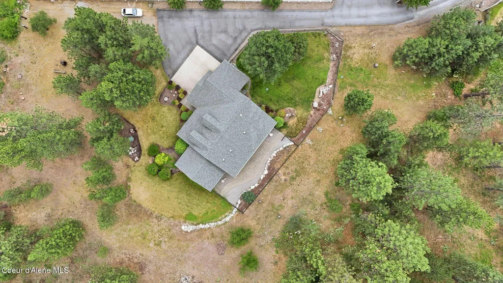 8964 N Hauser Lake Road Hauser ID 83854
