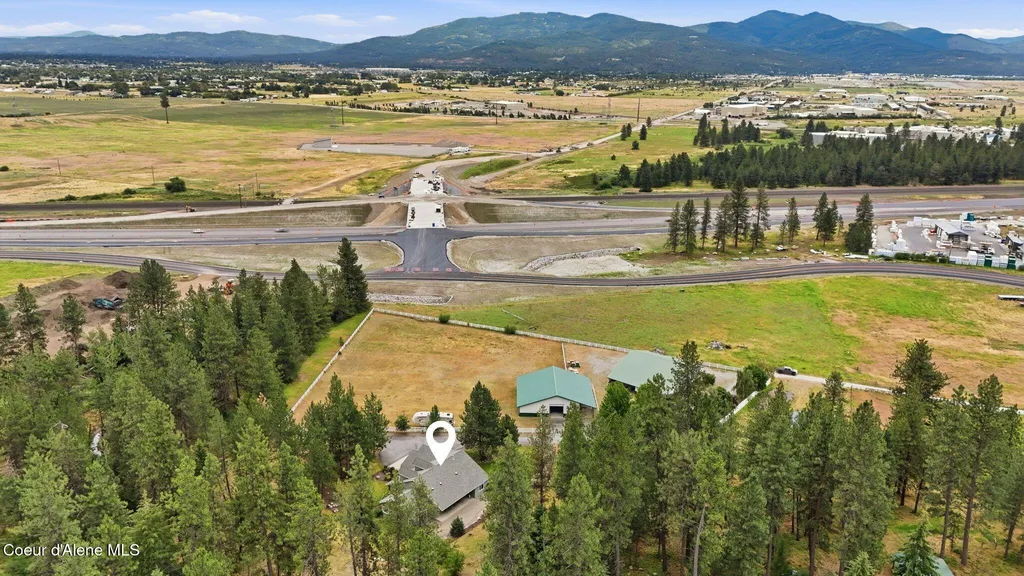 8964 N Hauser Lake Road Hauser ID 83854