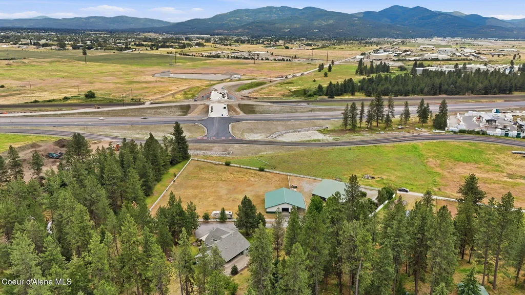 8964 N Hauser Lake Road Hauser ID 83854