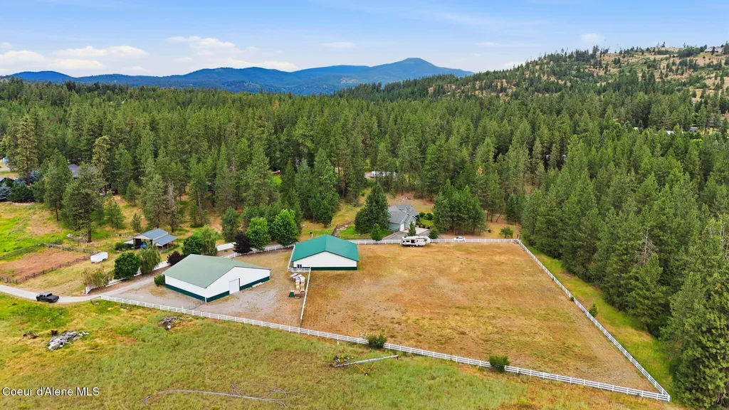 8964 N Hauser Lake Road Hauser ID 83854