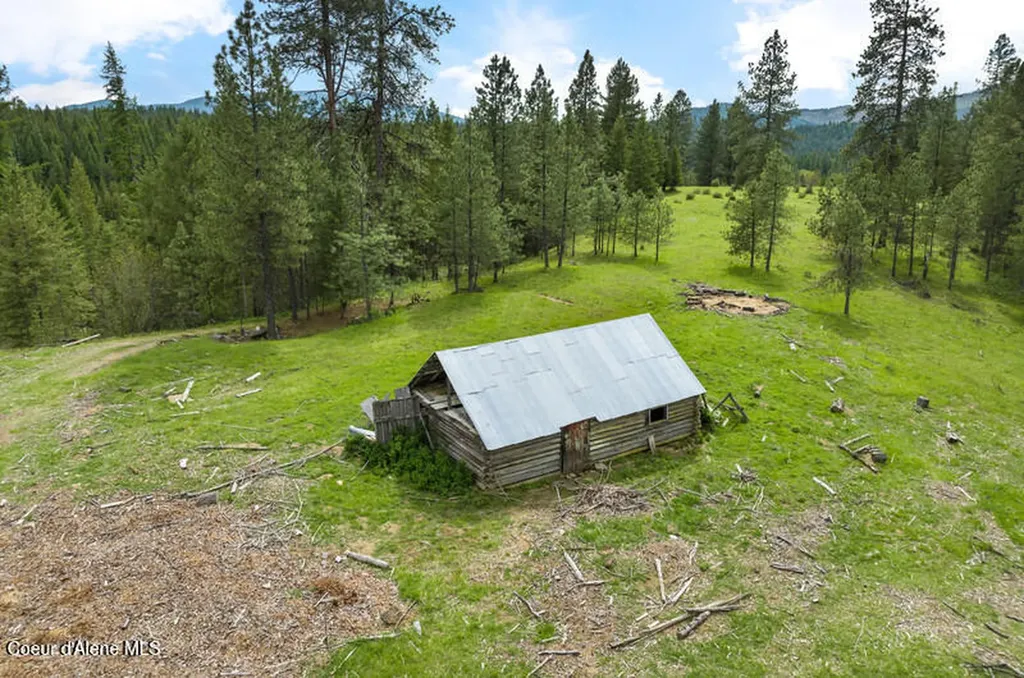 Lots 4, 5, 6 Gunsmoke Lane Priest River ID 83856