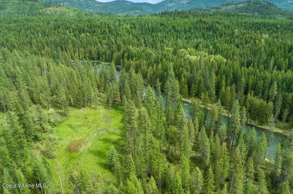 Lots 4, 5, 6 Gunsmoke Lane Priest River ID 83856