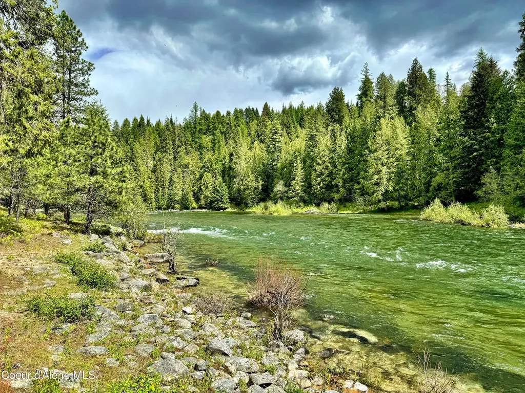 Lots 4, 5, 6 Gunsmoke Lane Priest River ID 83856