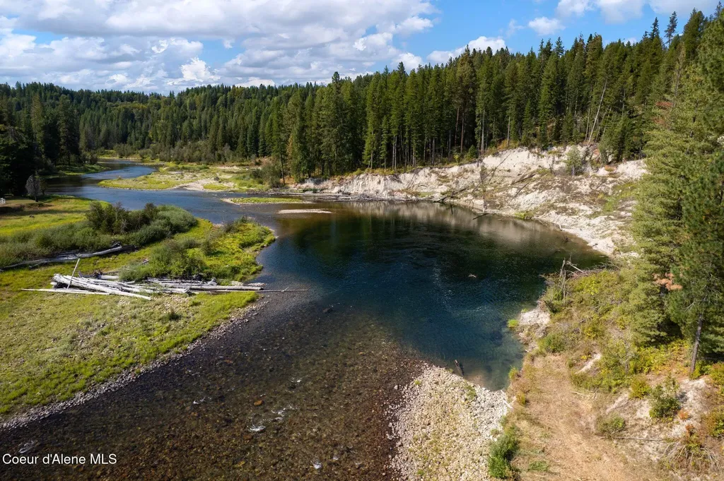 Lots 4, 5, 6 Gunsmoke Lane Priest River ID 83856