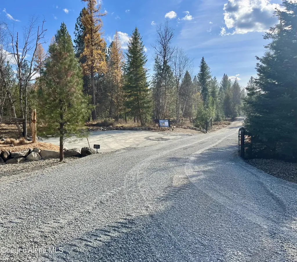 Lots 4, 5, 6 Gunsmoke Lane Priest River ID 83856