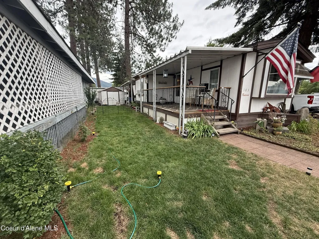 9128 N Starr Loop Hayden ID 83835