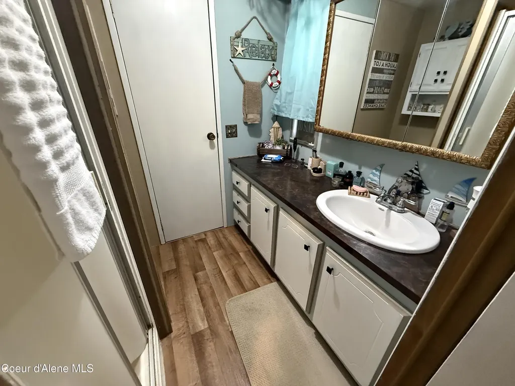 9128 N Starr Loop Hayden ID 83835