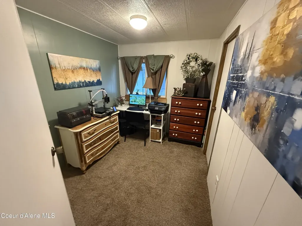 9128 N Starr Loop Hayden ID 83835