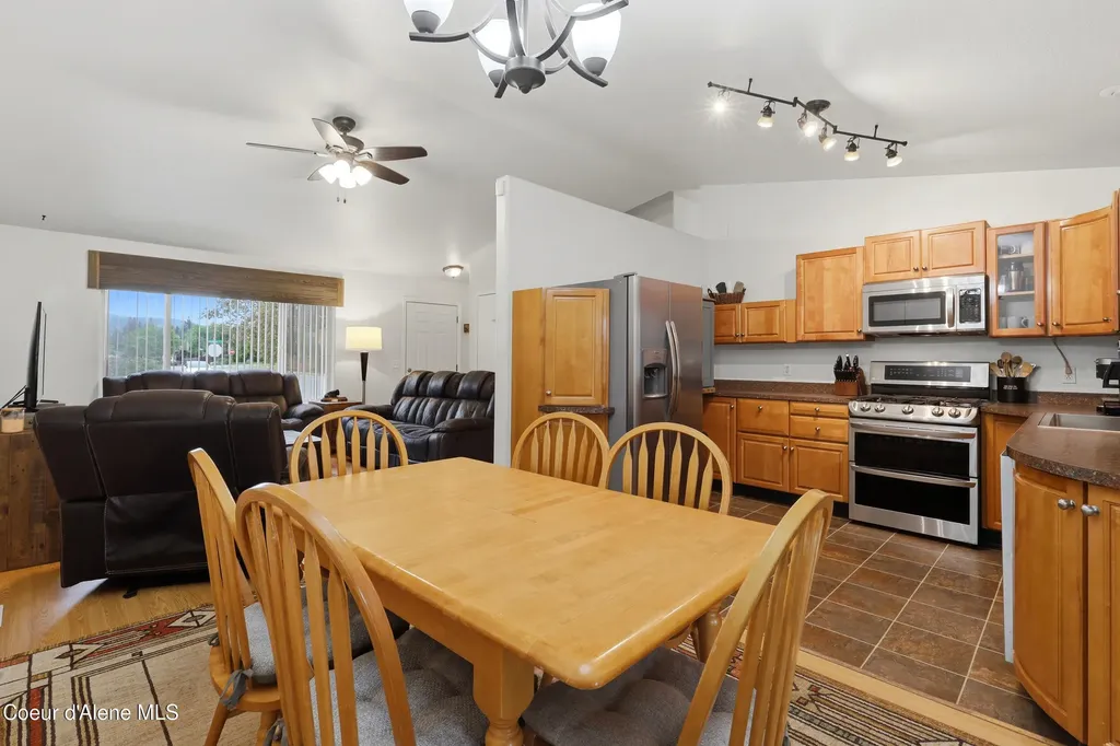 8208 W Arizona Street Rathdrum ID 83858
