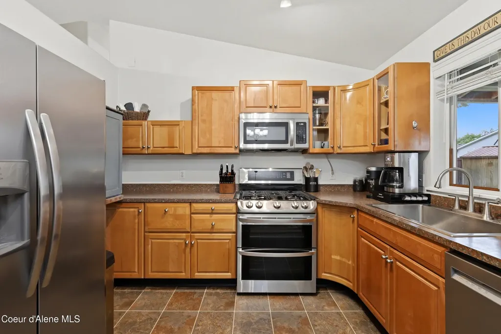 8208 W Arizona Street Rathdrum ID 83858