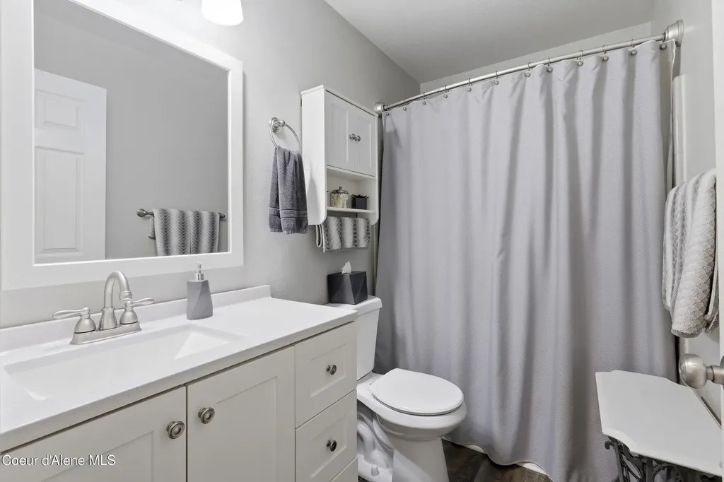 8208 W Arizona Street Rathdrum ID 83858