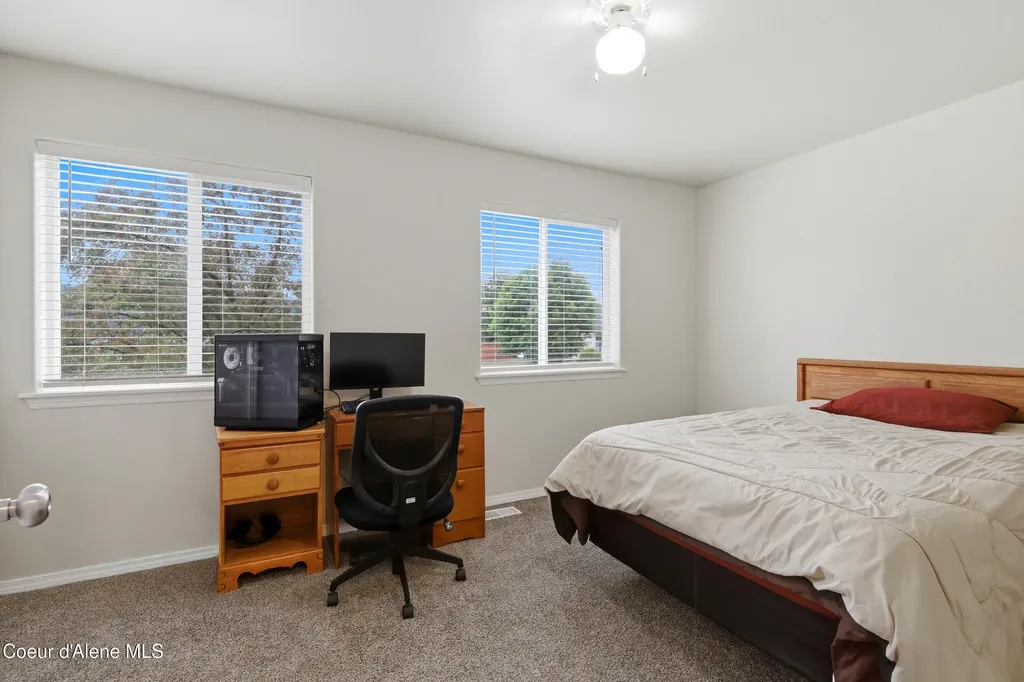 8208 W Arizona Street Rathdrum ID 83858