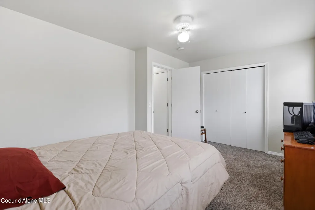 8208 W Arizona Street Rathdrum ID 83858