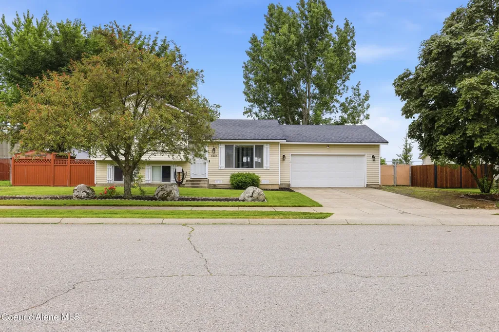 8208 W Arizona Street Rathdrum ID 83858
