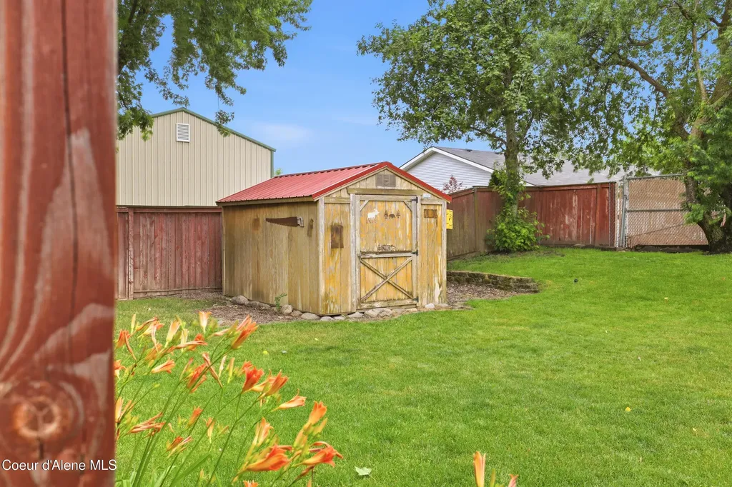 8208 W Arizona Street Rathdrum ID 83858