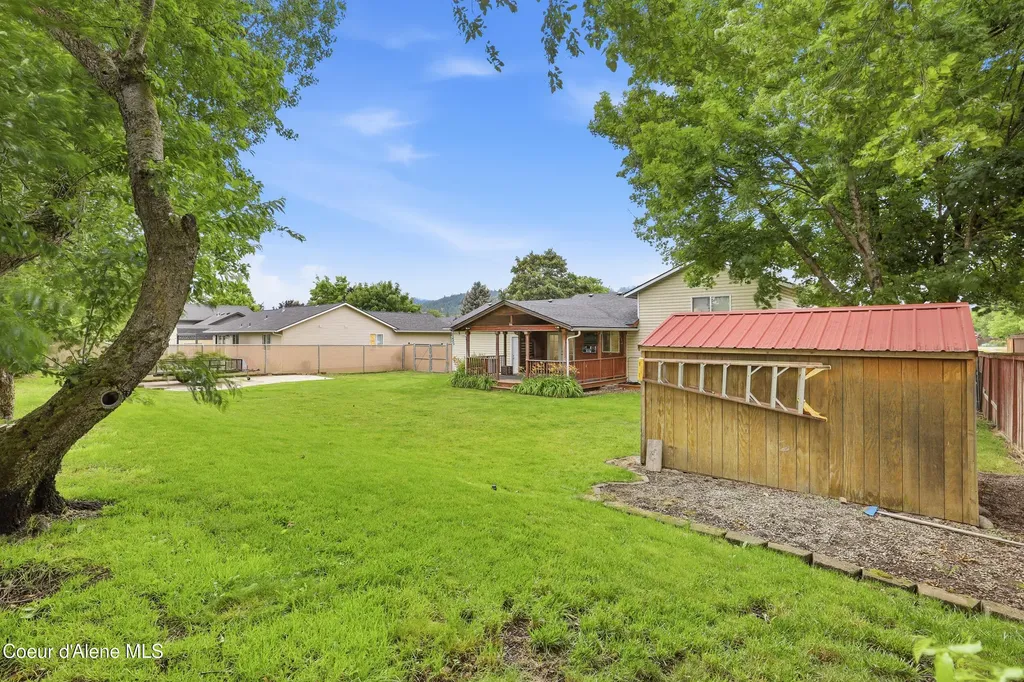 8208 W Arizona Street Rathdrum ID 83858